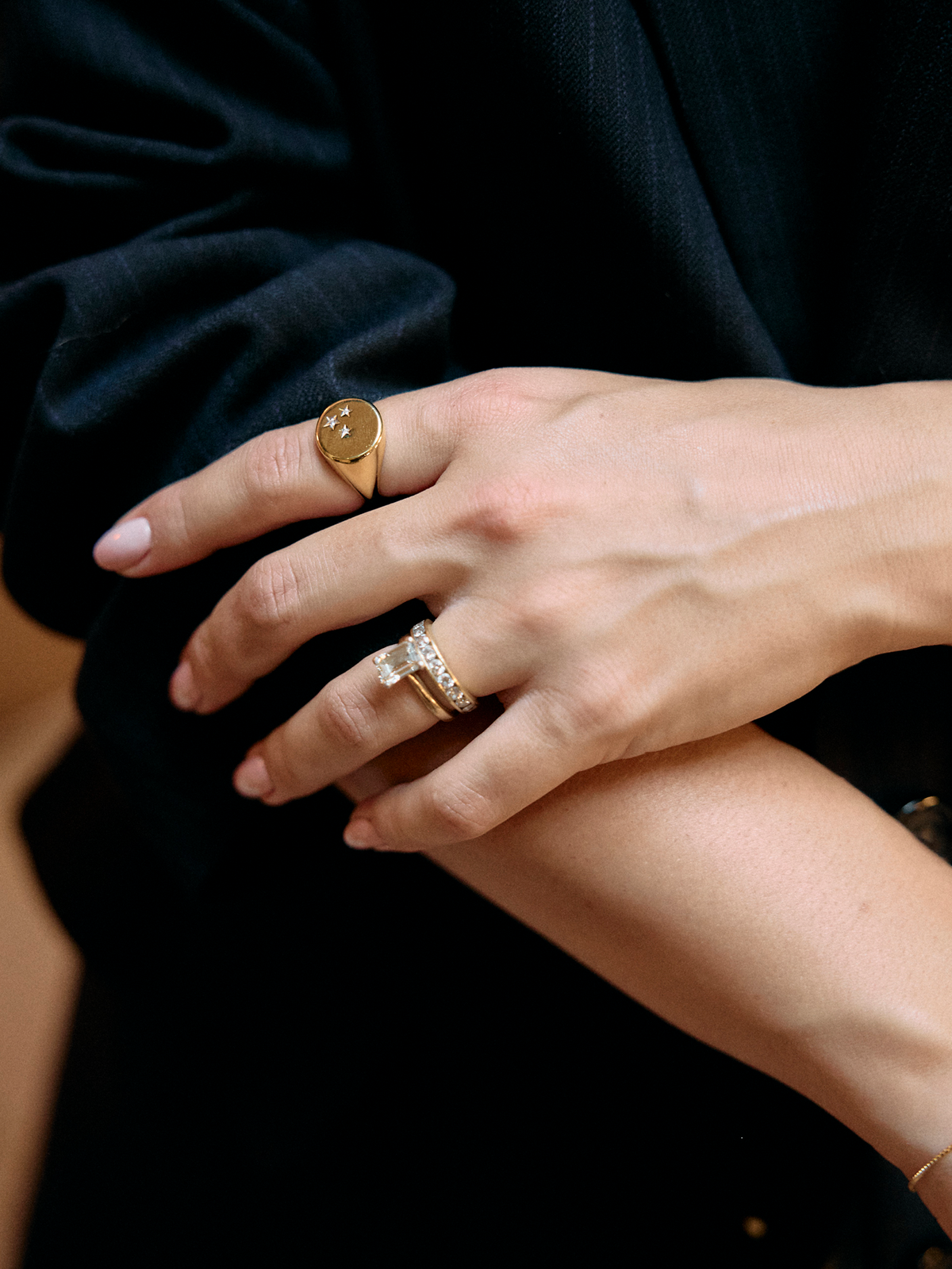 Lucky Star Round Signet Ring