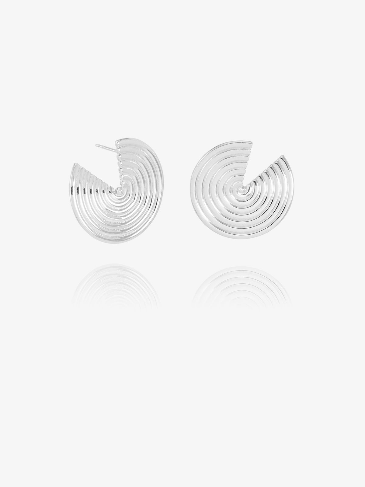 Front Facing Evolve Illusion Earrings
