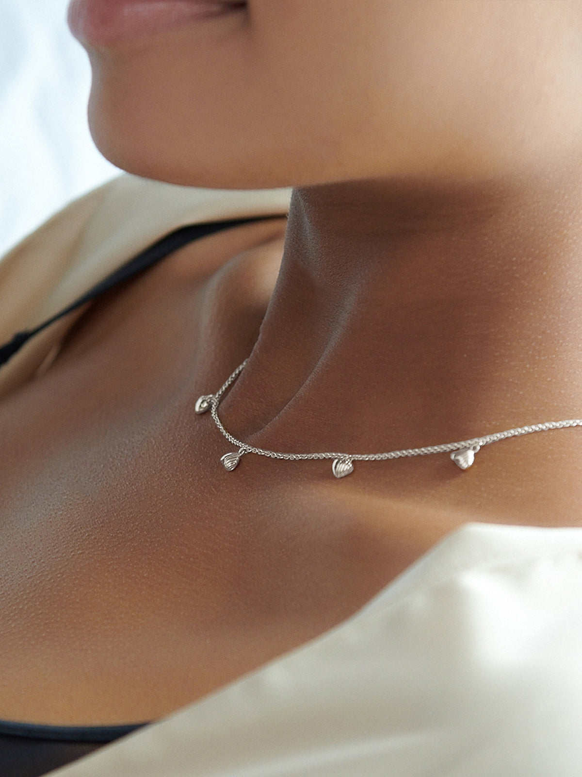 Untamed Deco Hearts Necklace
